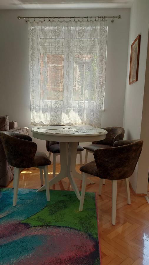 Apartman Milica Versec Kültér fotó